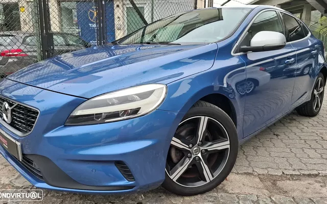 Volvo V40 2.0 D2 R-Design