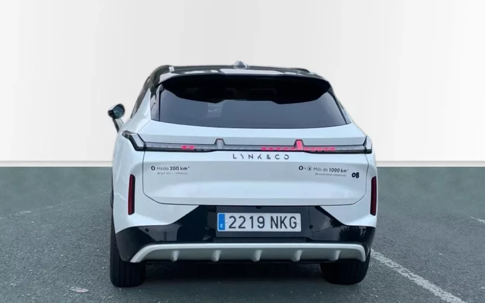LYNK & CO 08 08 1.5 PHEV More