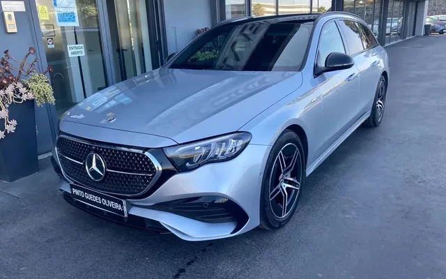 Mercedes-Benz E 300 de AMG Line 4Matic