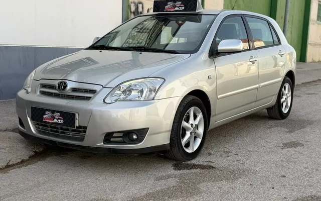 TOYOTA Corolla Corolla 2.0D-4D Terra - 3499€ en Begijar