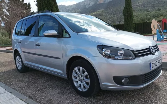 VOLKSWAGEN Touran Touran 1.6TDI Advance 105
