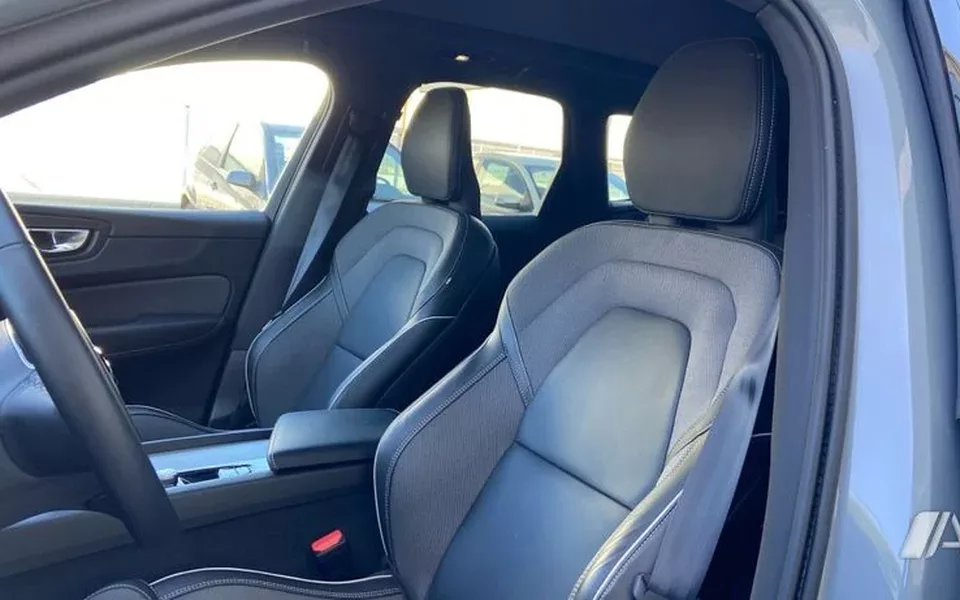 VOLVO XC60 VOLVO XC60 II RECHARGE PLUS, T6 PLUG-IN HYBRID EAWD, ELeCTRICO - 49900€ en Granollers