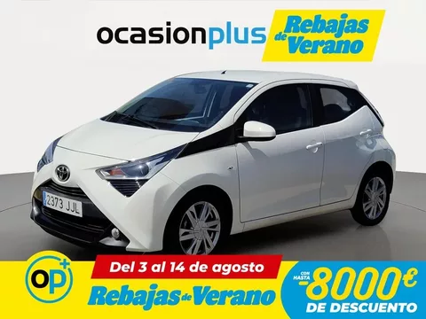 TOYOTA Aygo Aygo 1.0 VVT-i x-play x-shift