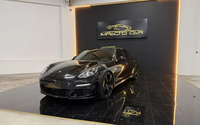 Porsche Panamera Platinum Edition