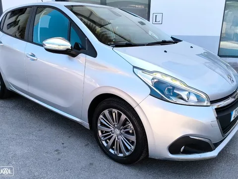 Peugeot 208 1.2 PureTech Style