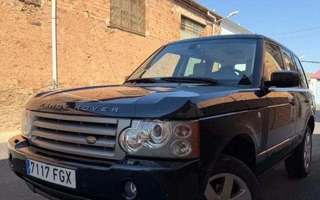 LAND-ROVER Range Rover Range Rover 4.4 V8 HSE Aut.