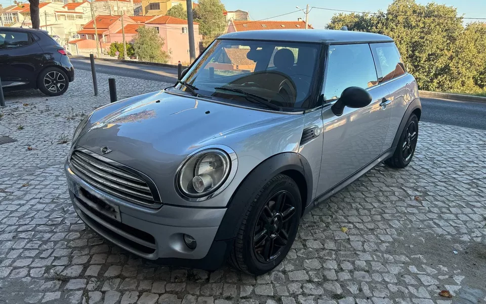 MINI 3 Portas One D