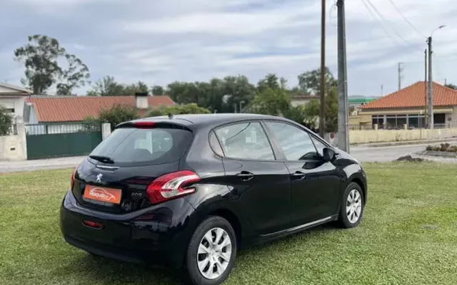 Peugeot 208 2014 1.0 VTi Active