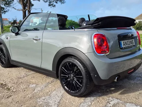 MINI Cabrio Cooper D Aut.