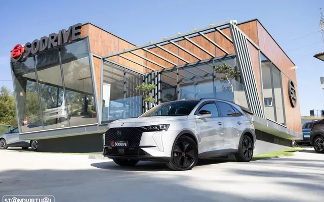 DS DS7 Crossback E-Tense Performance Line EAT8