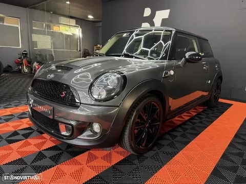 MINI 3 Portas Cooper SD