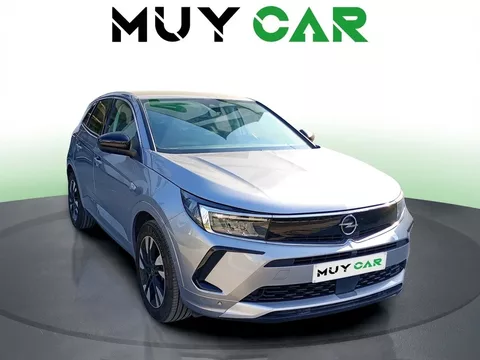 OPEL Grandland Grandland 1.2T S&S Design & Tech 130 - 17490€ en Girona