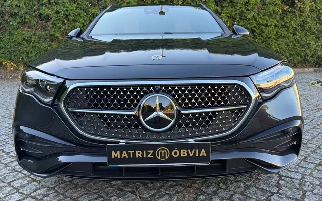Mercedes-Benz E 300