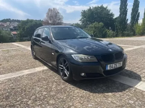 BMW 318 2011 d LifeStyle
