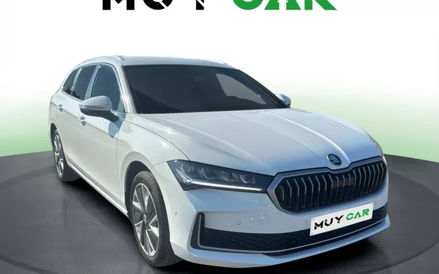 SKODA Superb Superb Combi 1.5 TSI MHEV Selection DSG 110KW