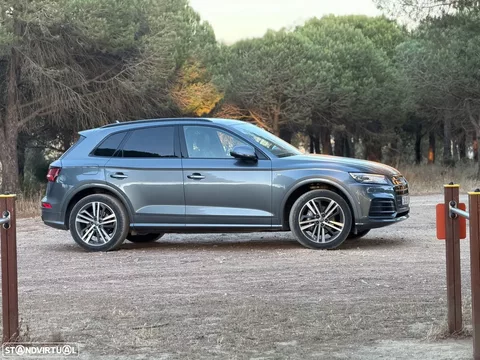 Audi Q5 2.0 TDI quattro S-line S-tronic