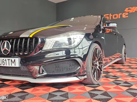 Mercedes-Benz CLA 45 AMG 4Matic Speedshift DCT 7G