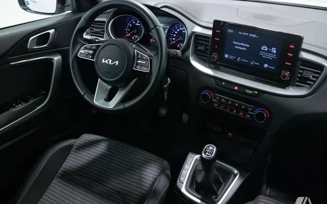 KIA Ceed Ceed 1.0 T-GDI Drive 100