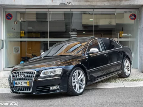 Audi S8 5.2 FSi V10 quattro