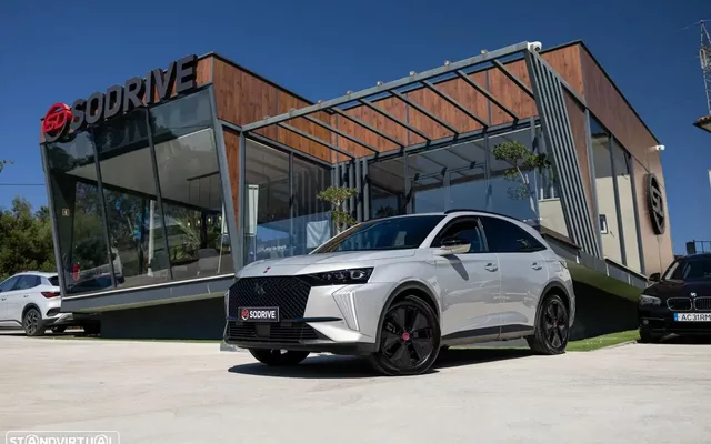 DS DS7 Crossback E-Tense Performance Line EAT8