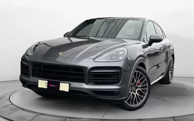 PORSCHE Cayenne GTS