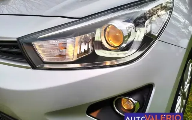 Kia Rio 2021 1.2 CVVT Urban