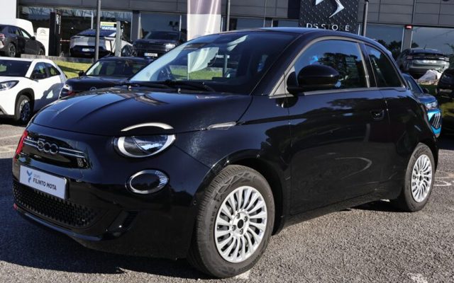 Fiat 500e La Prima