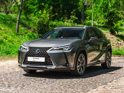 Lexus UX 250h Luxury