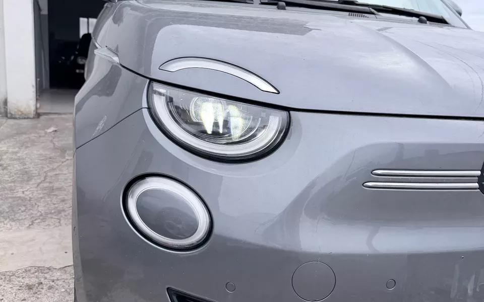 Fiat 500e 3 + 1 42 kWh Icon