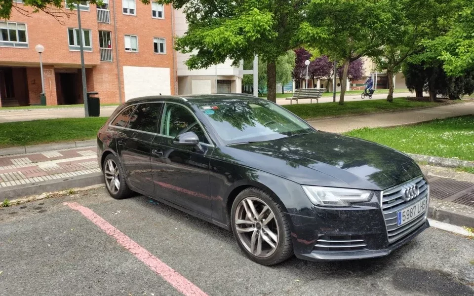 AUDI A4 A4 3.0TDI Advanced ed. quattro S tronic 160kW