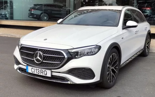 Mercedes-Benz E 300 de 4Matic All-Terrain