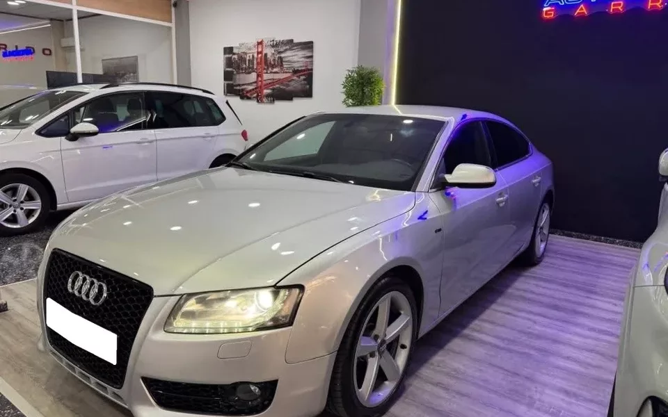AUDI A5 A5 Sportback 2.0 TFSI quattro S-T 211