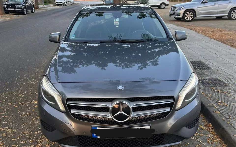 Mercedes-Benz A 180