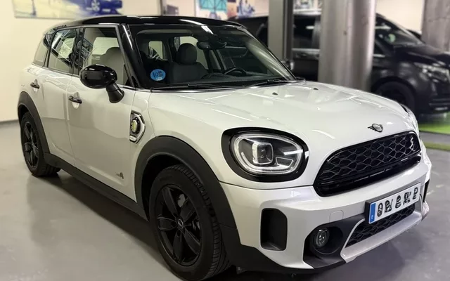 MINI Countryman COUNTRYMAN COOPER SE ALL4 AUT.