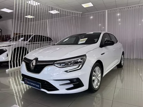 RENAULT Mégane Mégane 1.5dCi Blue Equilibre 85kW - 12990€ en Utrera