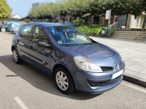 RENAULT Clio Clio 1.5dCi Authentique 70