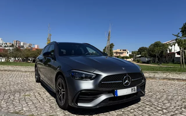Mercedes-Benz C 300 e AMG Line