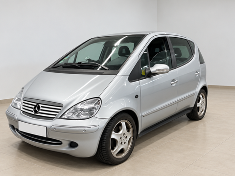 MERCEDES-BENZ Clase A A 190 Elegance Aut. - 4990€ en La selva del camp