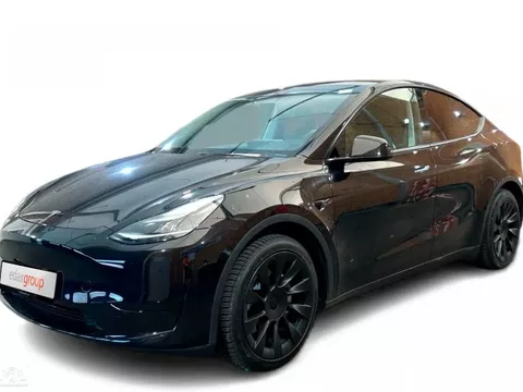 Tesla Model Y Standard RWD