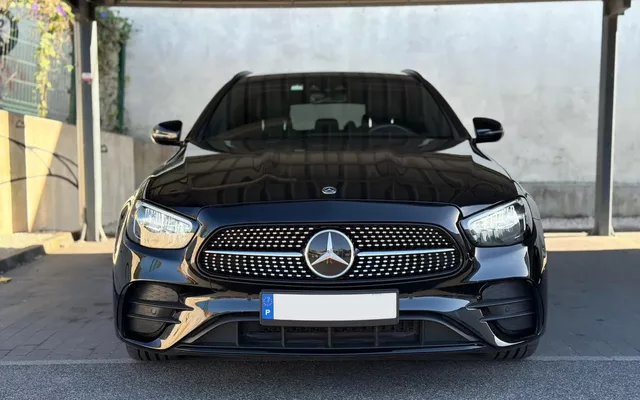 Mercedes-Benz E 300 de AMG Line