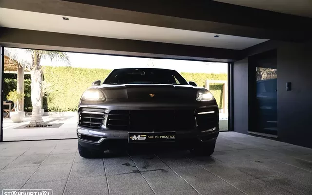 Porsche Cayenne Coupé E-Hybrid Platinum Edition