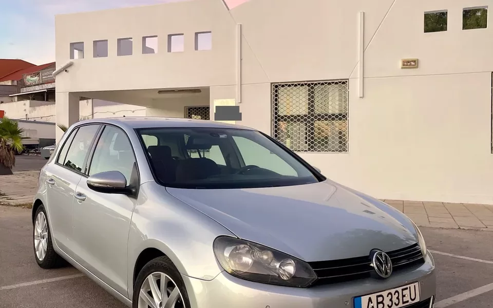 VW Golf 1.6 TDi DPF DSG Comfortline