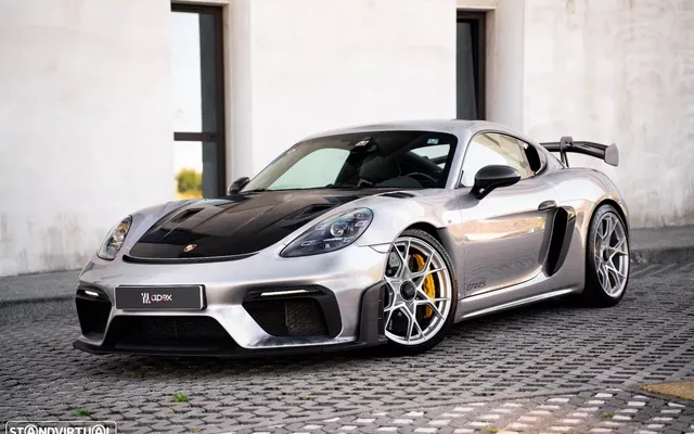 Porsche 718 Cayman GT4 RS