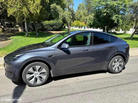 Tesla Model Y Tração Traseira