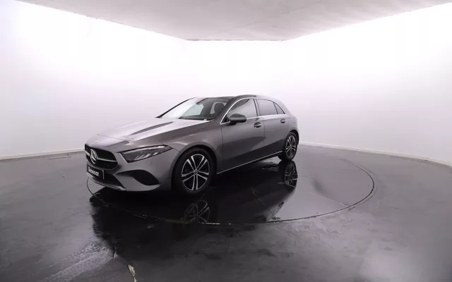 Mercedes-Benz Classe A - 200 d Progressive Advanced Cx. Aut. / Vidros Escurecidos