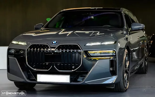 BMW i7 xDrive60 Pack Desportivo M Pro