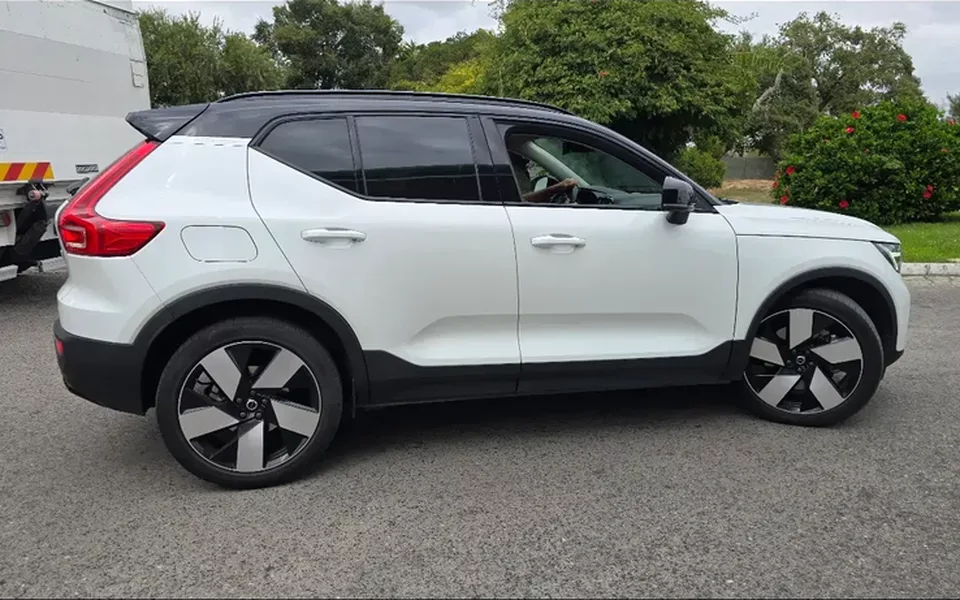 Volvo C40