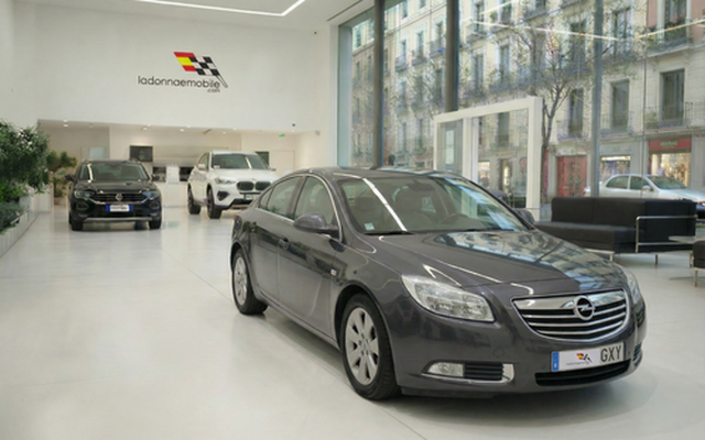 OPEL Insignia 2.0CDTI EcoFlex Essentia 130