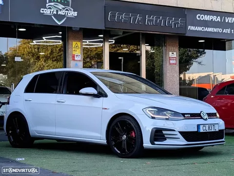 VW Golf 2.0 TSI GTI DSG Performance