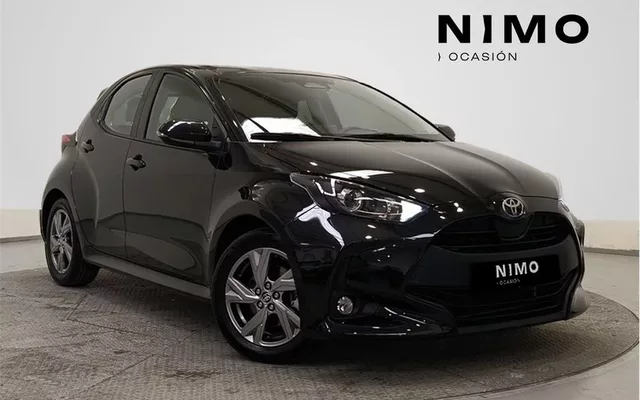 TOYOTA Yaris Yaris 120H 1.5 Active Plus - 21900€ en Huelva